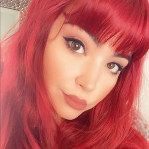 Meet your Posher, Christel